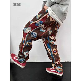 Pantaloni maschili americani streetwear geometric pantaloni casual uomo abbigliamento in stile etnico jacquard cargo pantaloni harajuku pantaloni di alta qualità d240425