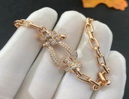 Halskette Armband Designer Schmuck Hufeisenkette Frau Sommer 2022 Neues Gold Full Diamond Armband Ins kleine Mode Original2341317