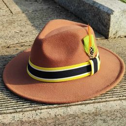Wide Brim Hats Bucket Hats 7cm Wide Brim Fedora feather hat top Hat men Feather Fedora web Gentlemen Panama Jazz Hat Business Hat Wholesale sombrero Y240425