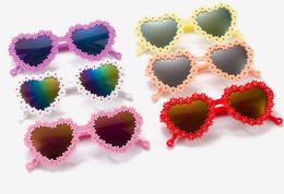 Kids Love Frame Sunglasses Triangle Flower Shades Goggle Eyewear Cute Daisy UV400 Sun Glasses for Boys Girls