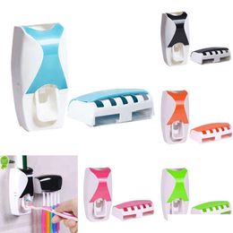 Toothbrush Holders Matic Tootaste Dispenser Wall Mounted Holder Dust-Proof Storage Rack Squeezer Device Bathroom Accessories Set Drop Dhyaz