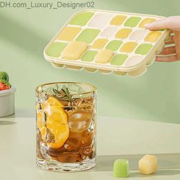 Ice Cream Tools 22 grid silicone cube ice tray tool food grade ice making model household square ice block making Mould washable and reusable Q240425
