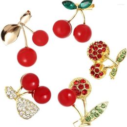 Brooches Exquisite Red Cherry Imitation Crystal Rhinestone Fruit Badges Alloy Women Men Coat Lapel Pin Kid Backpack Decor