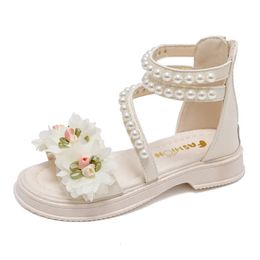 Childrens Sandals Summer Fashion Flower Pearl Girl Princess Shoes 2024 Open Toe Girl Student Roman Shoes 240416