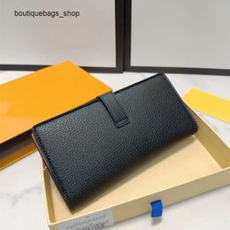 Luxury Brand Discount Handbag Leather Wallet Womens Long and New Folding High-end Drivers Licence Bag