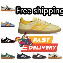 2024 Designer Sports Sneakers Men Women Casual Shoes Snekers Scarlet Core Black Scarlet Clear Pink Arctic Night Light Black Yellow Luxury Free shipping