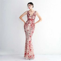 Runway Dresses YIDINGZS Women Beading Dress Long Prom Dress V Neck Red Sequin Evening Dress Sexy Party Maxi Dress Y240426