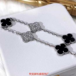 Top Grade Luxury Vancleff Designer bracelet Pure Silver Five Flower Panda Bracelet Female Plating with Diamond High Version 925 Silver Bracelet