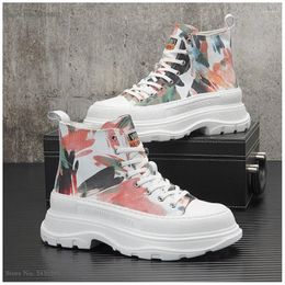 Casual Shoes Graffiti Print Men Platform Leather High Tops Luxury Sneakers Hip Hop Trainers Chaussure Homme