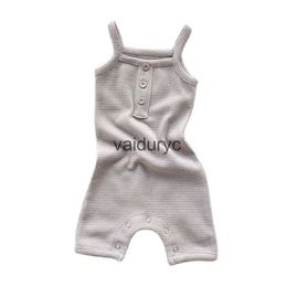 Rompers Summer New Baby Romper 0-12m幼児の綿のボディスーツ新生児ソリッドワンピース幼児服新生児服h240509