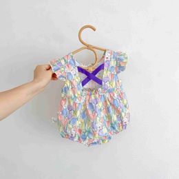 Rompers 2024 Summer Girls Clothes Toddler Girls Floral Bodysuit Flying Sleeve One Piece H240509