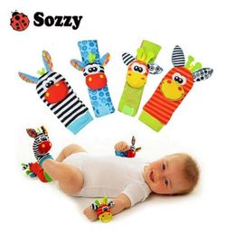 Sozzy Baby toy socks Baby Toys Gift Plush Garden Bug Wrist Rattle 3 Styles Educational Toys cute bright color247o2537