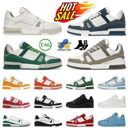 Trainer Men Women Designer Flat Sole Sneakers Top Fashion Luxury Brand Shoe White Green Blue Black Red Orange Genuine Leather Rubber Trainers Chaussures DHgate