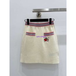 Designer women's short skirt, summer girl classic pleated mini long skirt, slim fit A-line skirt, cherry embroidery logo, wool half skirt, cardigan sweater, 519318