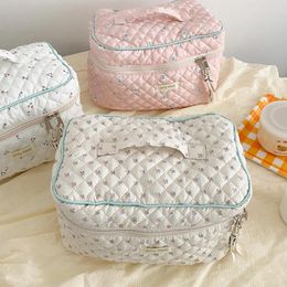 Cosmetic Bags Korean Quilted Makeup Bag Organizer Cherry Pouch For Women Cotton Portable Toiletry Necesserie Storage Beauty Case