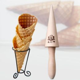Moulds Wooden Egg Roll Ice Cream Cone Mold Spiral Croissants Cream Horn Moulds Omelet Waffle Roller Pastry Mold Kitchen Baking Tool