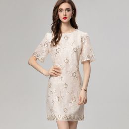 Women's Runway Dresses O Neck Short Sleeves Embroidery Sequined Fashion Mini Vestidos