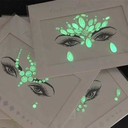 Tattoo Transfer Luminous 3D Sexy Face Tattoo Stickers Face Decoration Halloween Glitter Fake Tattoo for Women Party Face Jewels Tattoo 240427