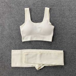 Kadınların izleri kadınlar dikişsiz yoga set spor salonu fitness takım elbise bra sutyen yüksek bel bacak seksi fitness spor giyim 240424