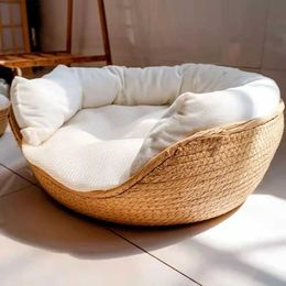 5KT9 Carriers Crates Houses Four Seasons Comfortable Nest Basket Sleeping Bag Soft Cat House Dog Bamboo Weaving Waterproof Detachable Pad Design Pet Bed 240426