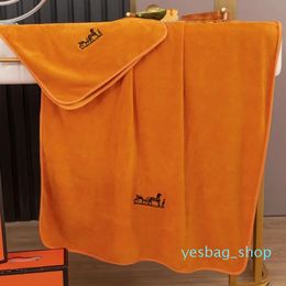 Fashion Bath Towel Set Coral Velvet Designer Towel Letter Face Towels Luxurys Wash Bath Absorbent Men Womens Wash