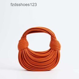 Totes Womens Brand Purse Venata Noodle Small 2024 Hand Knitted Handbag Bag Lady Double Leather Handbags Bags Round Botteega Cattle Designer Knot YYRH