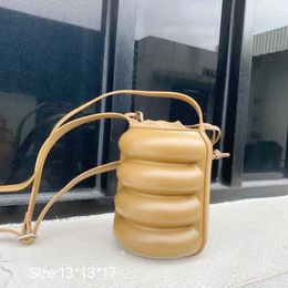Shoulder Bags Doudou Bag Women's 2024 Fashion Korean Net Red Same Expansion Cylinder Single Messenger Small Bucket
