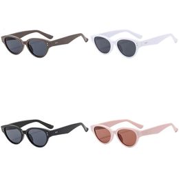 Sunglasses Solid Sold with Box Packaging Women's Shades Quality Eye Wears Original Quality