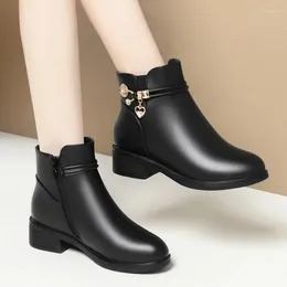Boots 4cm Plus Size 35-43 Comfortable Med Square Heels Soft Leather Shoes With Fur Winter 2024 Thick Bottom Snow Plush Ankle Mom