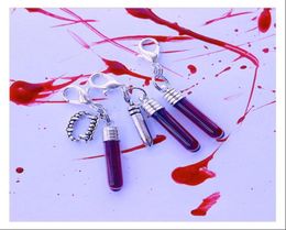 Pendant Necklaces Vintage Vampire Resinfilled Bottle Zipper Necklace Blood Glass Fake Goth Gula PendantPendant3228050