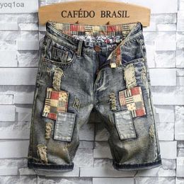 Men's Jeans New nostalgic Colour mens denim shorts mens retro fashion casual loose holes straight leg mens shortsL2404