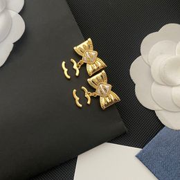 Brand Designer Gold-plated alphabet earrings Bow Luxury Brand Women Rhinestone Pearl Brass Earrings Wedding Party Jewellery Accessories Gifts