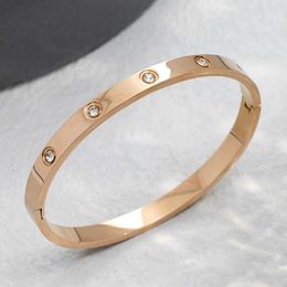 Fashionable Design Bracelet Accessories High Quality Simple and Atmospheric Bracelets Rose Gold with carrtiraa original bracelets