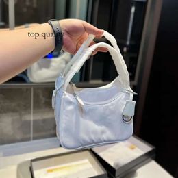 Top Quality Luxury Woman Triangle Gift Armpit Bags Nylon Shoulder Bags Hobos Handbags Chain Purses Designer Crossbody Baguettes Lady Sma 6754