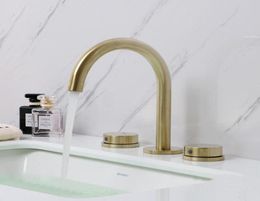 Bathroom Sink Faucets Basin Faucet Gold Brushed Brass 3 Holes Double Handle Luxury Bathbasin Bathtub Taps amp Cold Mixer WaterBa4151219