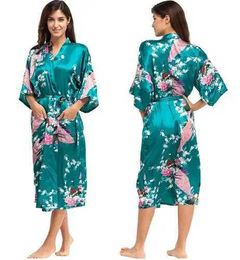 Kvinnors sömnkläder Silk Kimono Robe Bathrobe Women Satin Robe Silk Robes Night Sexy Robes Night Grow For Bridesmaid Summer Plus Sizes-XXXL 010412 Y240426