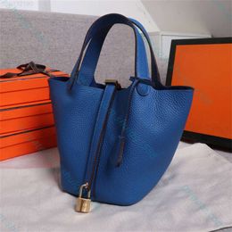 Women Fashion designers Cross body bags with lock Bucket bags Fashion style buckle Shoulders bag buckle handbags Clutch totes hobo purses wallet