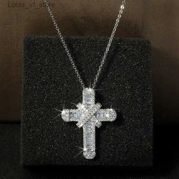 Pendant Necklaces Popular Hot Hip Hop/Rock Jewelry 925 Silver For Lady Zircon Cross Necklace Jesus HIP-HOP Chain Bridal Wedding H240426