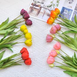 5pcs Silicone Parrot Tulip Artificial Flower Bouquet Luxury Home Decorative Flowers Living Room Deco Flores Fake Plant 240415