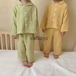 Pajamas Kids Pajama مجموعة قصيرة الأولاد نائم ارتداء الفتيات نائم مجموعة Ldren داخلي الملابس H240426