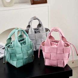 Style Chinese Water Bucket Bag Handmade Woven Vegetable Basket Womens 2024 Mini Crossbody Handbag