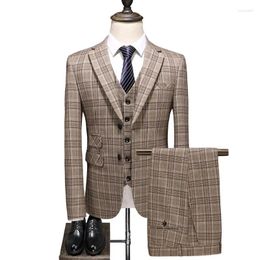 Men's Suits Khaki Official Plaid Slim Fit Banquet Suit Set 3pcs Blazer Vest Pants / Male High Quality Business Dress Jacket Trousers