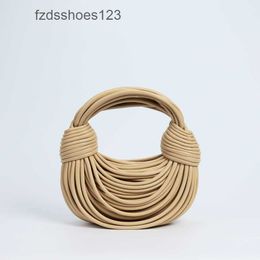 Handbag Designer Knot Brand Purse Venata Noodle Totes 2024 Hand Knitted Small Bag Lady Womens Leather Handbags Bags Round Botteega Cattle Double K9FP