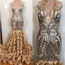 Mermaid Long Halter Prom Gold Dresses 2019 V Neck Sequins 3D Lace Floral Applique Sweep Train Formal Party Wear Gowns Bc1764