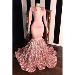 Neck sjöjungfru V Pink Lace Prom Dresses 2019 Långa ärmar Satin 3d Floral Sweep Train Formell fest Kvällsklänningar BC1341