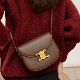 Leather Ce Bag lady purse New lady Shoulder Product Bags Ce Bag Triumphal Arch Waist Waist Bag Mouth Red Bag Spring semicircle bag Triumph saddl PVXJ