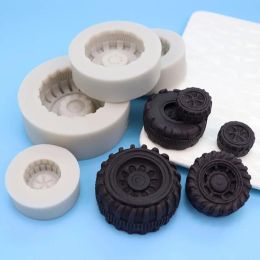 Moulds 4 Types Wheels Shaped Automobile Motorcycle Tires Fondant Cake Mold Chocolate Silicone Mold DIY Baking Tools Boys Style