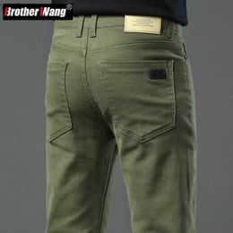 Men's Jeans Autumn New Mens Ultra Thin Elastic Jeans Fashion Soft Fabric Denim Pants Army Green Coffee Mens Brand TrousersL2404
