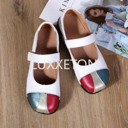 Casual Shoes 2024 Autumn Ethnic Style Women's Cowhide Coloured Retro Flat Heel Soft Sole Leather Middle Aged Mom's