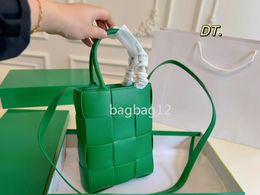 10A Designer Arco Fashionable Intreccio Woven Bag Leather Andiamo Tote Bag Shopping Bag Handbag Crossbody Top Quality Mini Mens and Womens Bag
